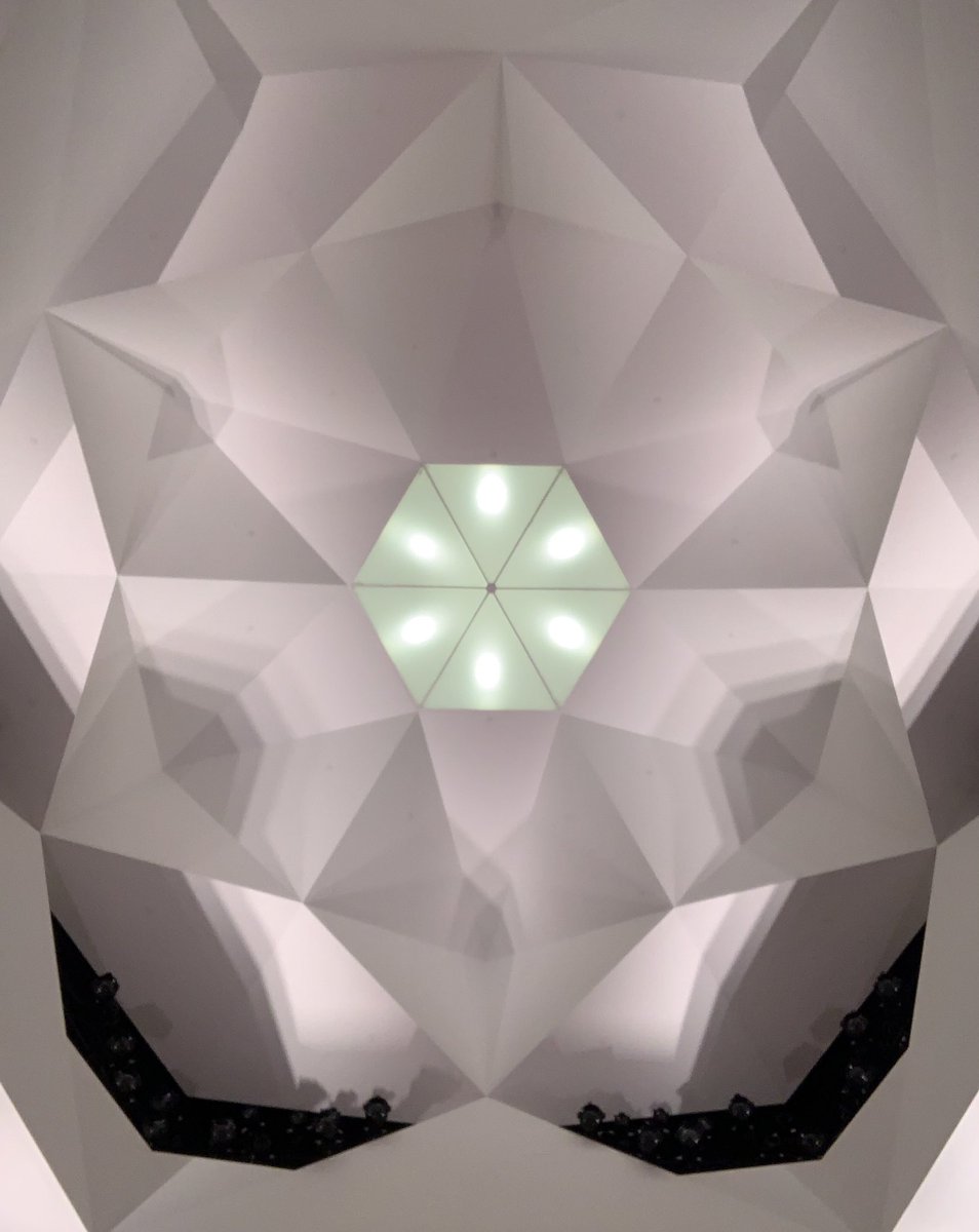 Shamaremtulla's tweet photo. #NuitBlanche @AgaKhanMuseum @NoreenRemtulla @NazirRemtulla https://t.co/A25bAEfIsP