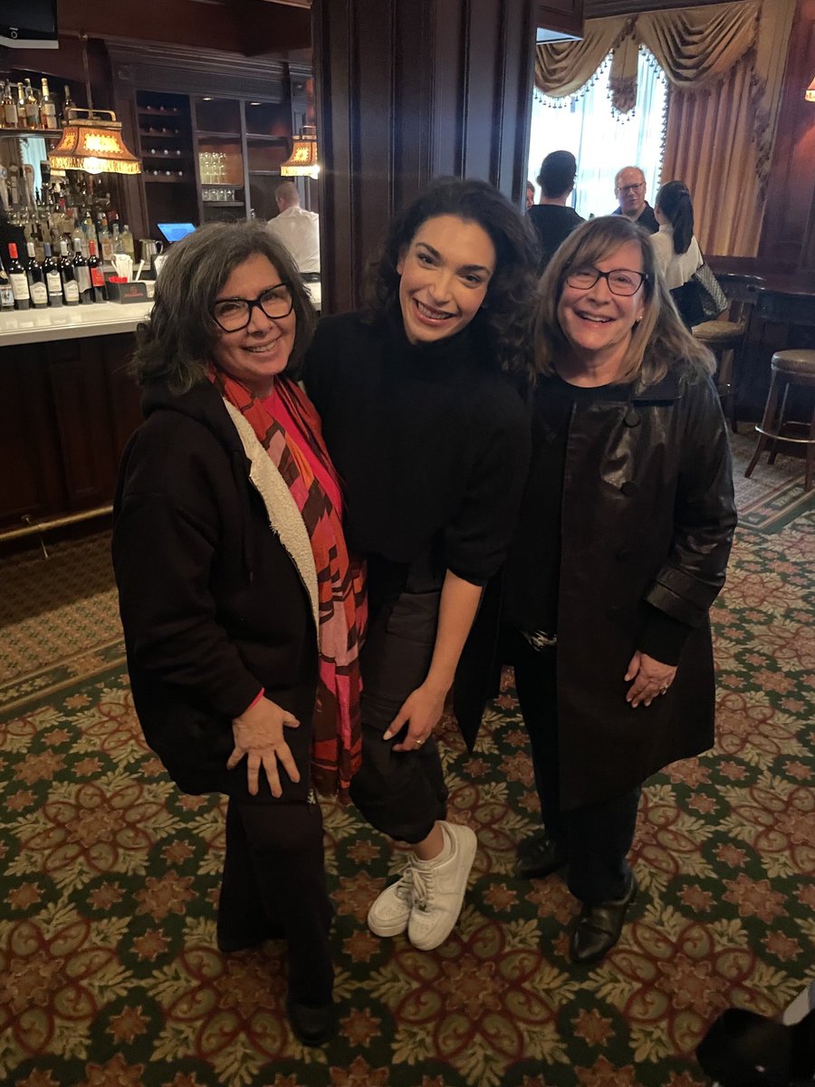 schulerb's tweet image. So wonderful to see a young woman you once performed with shine on a professional stage. Brava to @Michellebethhh for her stunning, sassy performance in Mystic Pizza at the ⁦@EngemanTheater⁩ . Can’t wait to see what she does next!