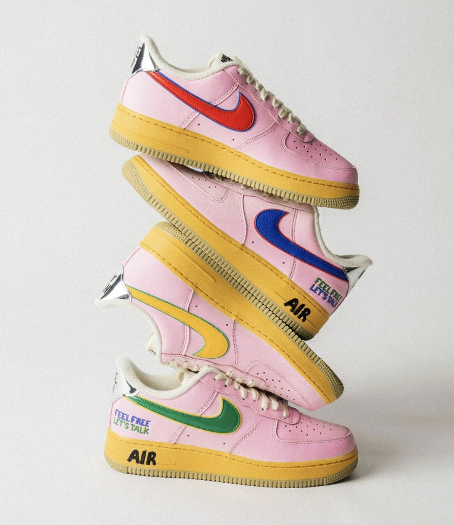 kicks on fire air force 1