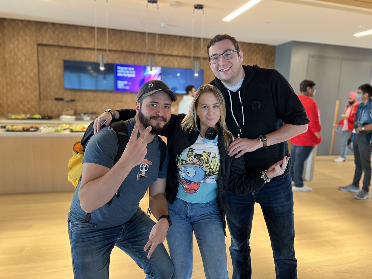 JuanPa's tweet photo. Just getting back from meeting the OG GitHub Field Days and the CE from Toronto. What a blast of an event it was. ✨ https://t.co/lkC7cT5Uup