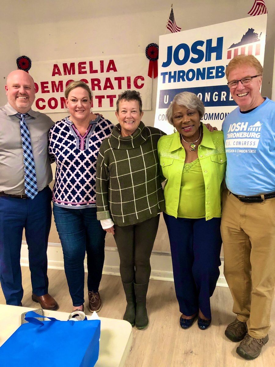 AmeliaDems's tweet photo. Also thanks to some of our #VA05 friends &amp; neighbors from @Powhatan_Dems &amp; Prince Edward Dems for coming to support us. 🤜🤛#LetsDoThis #Flipthe5th https://t.co/3VdL8kztwd