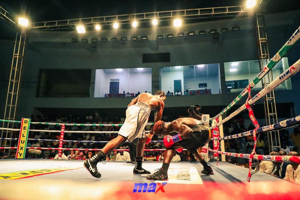 GhanaBoxing's tweet photo. FIGHT OF THE NIGHT!!!
Mohammed Fuseini from the CBQF Gym defeated the impressive Jerry Klutei Robertson from the GYM in what proved to be a close contest.
The #DeluxyProfessionalBoxingLeague is LIVE on #MaxTV
#DeluxyProfessionalBoxingLeague
#GBA
#MaxTV
#fightnight14 https://t.co/kT2nrQRiqM