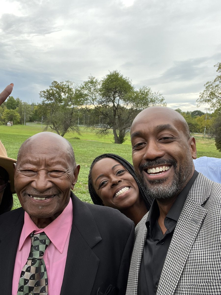 Capers_WCS's tweet photo. Beyond grateful to celebrate 100 years of life with my grandad Homer Capers today.  Exceptional man, exceptional life… happy birthday granddad! https://t.co/63YNFQCoJx