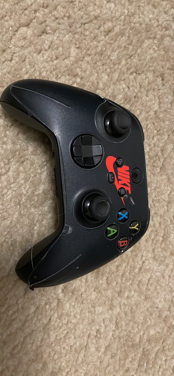 DirtyBandUp's tweet photo. #XboxSeriesS #xbox4sale #xboxforsale #sale #sellingcontent #selling #nba2k #NBA2K23forXboxSeriesXS Selling Xbox Series S 500$ and if you pay for shipping 350$ PM me i need it gone!!! Need this Ps5 ASAP!!!😂comes with nba 2k23 and madden 23 and 2 years of xbox live. Paypal/cashapp https://t.co/kgaWxiAPl1