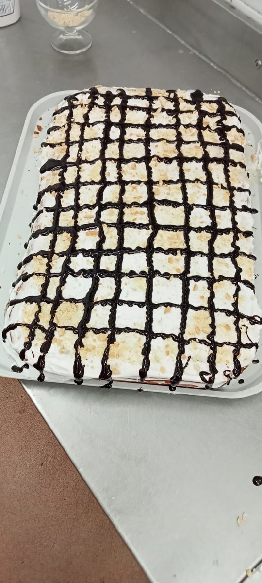 CarlosH85430696's tweet photo. Delícia de noz a mamã cozinhou #bolodenoz #nutcake https://t.co/dSjzFcsaiM