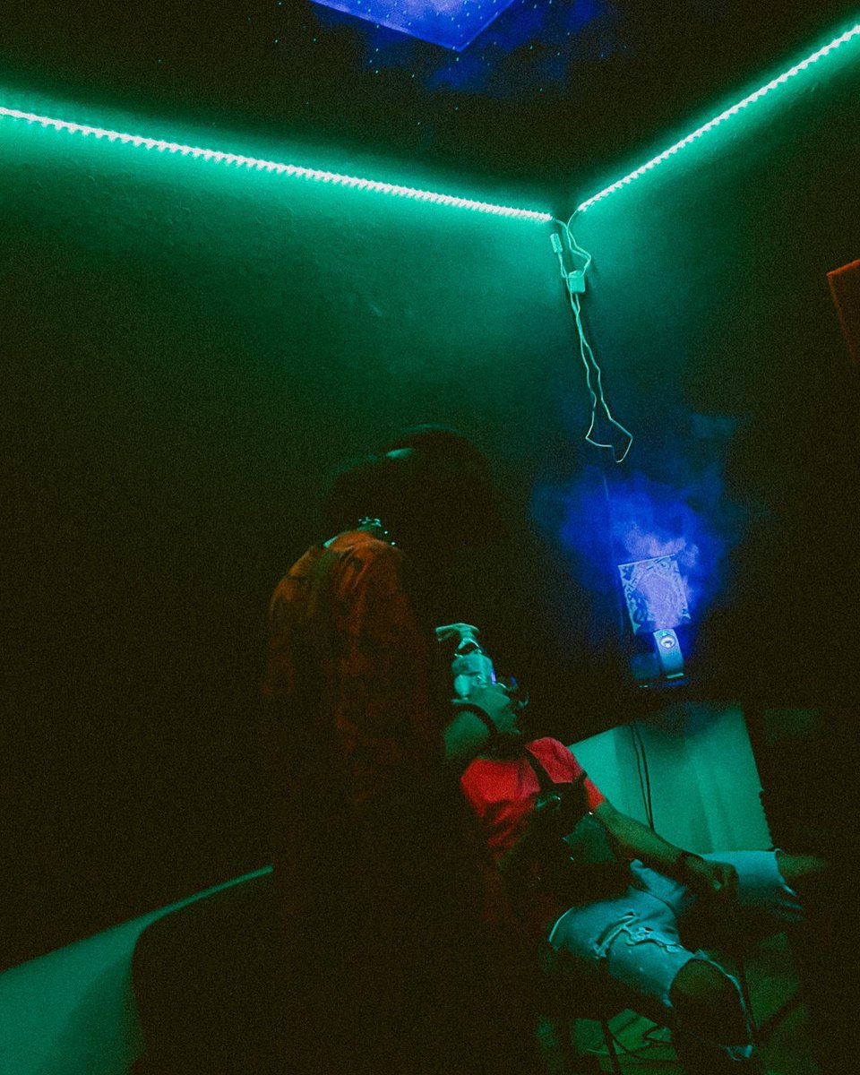 _officialpop_'s tweet photo. Killer like Myers but my actions like Mike 🔪 https://t.co/wuZSsFVbDe