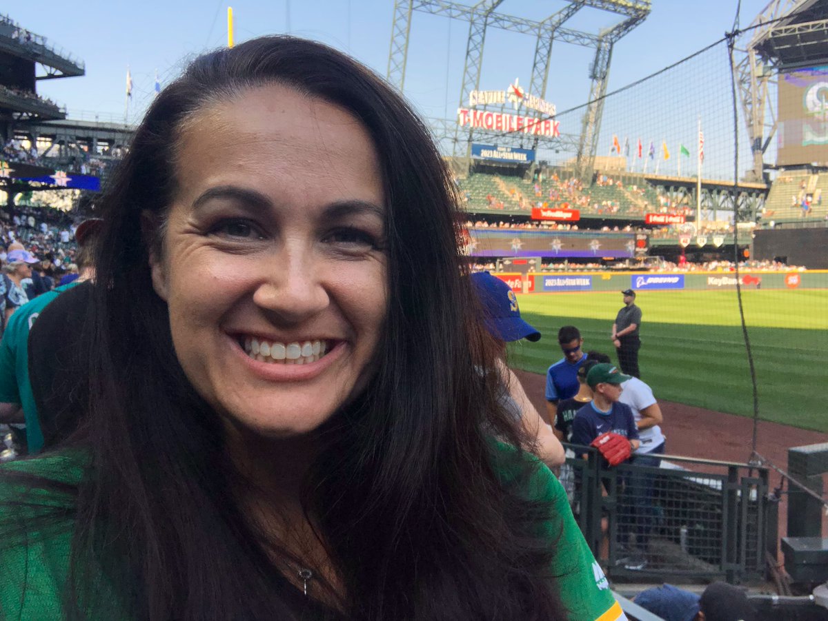 _kimms_'s tweet photo. #NotAtTheColiseum https://t.co/rwnRmLTBZV