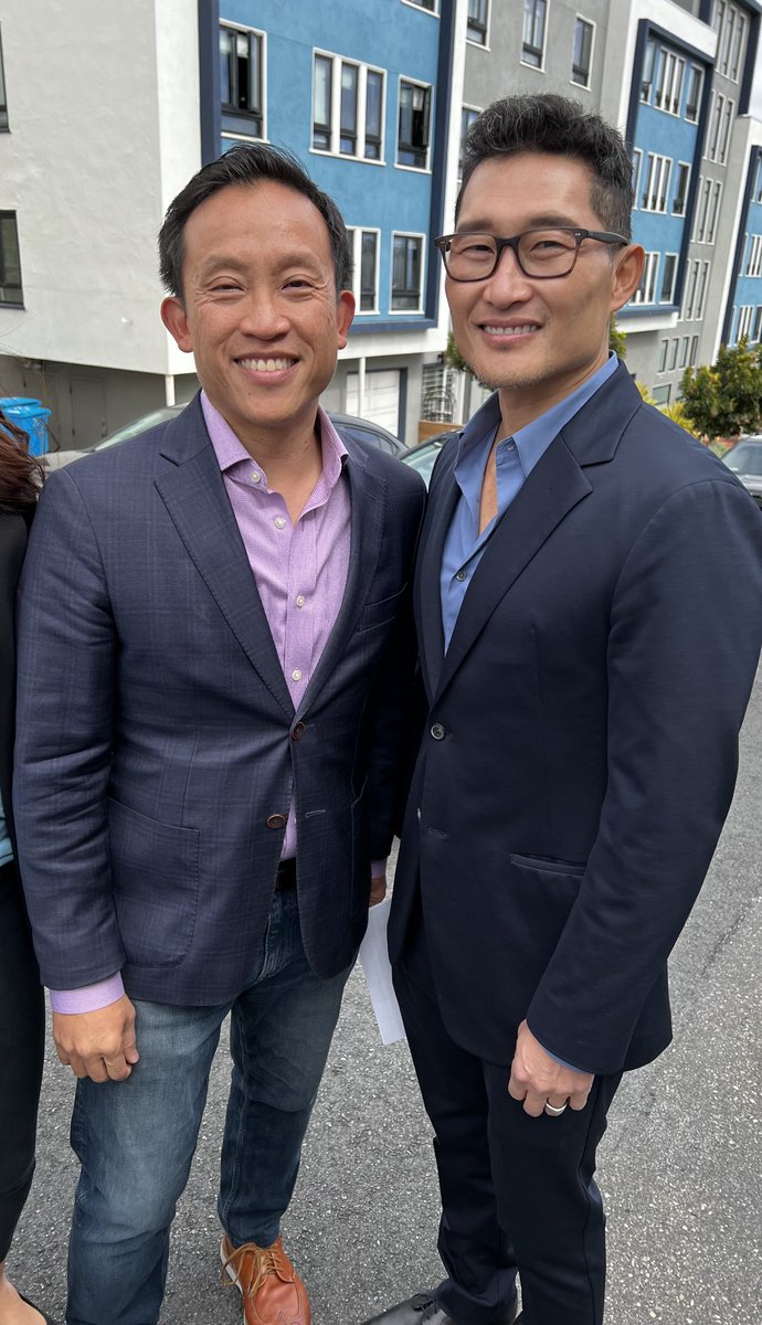 DavidChiu's tweet photo. Grateful to one of my favorite AAPI actors @DanielDaeKim for joining our San Francisco community in today's renaming of a city street #VichaRatanapakdee Way.  He has been a powerful voice for #StopAsianHate.  Together, we will overcome.  #JusticeForVicha https://t.co/lycOhGSGr8