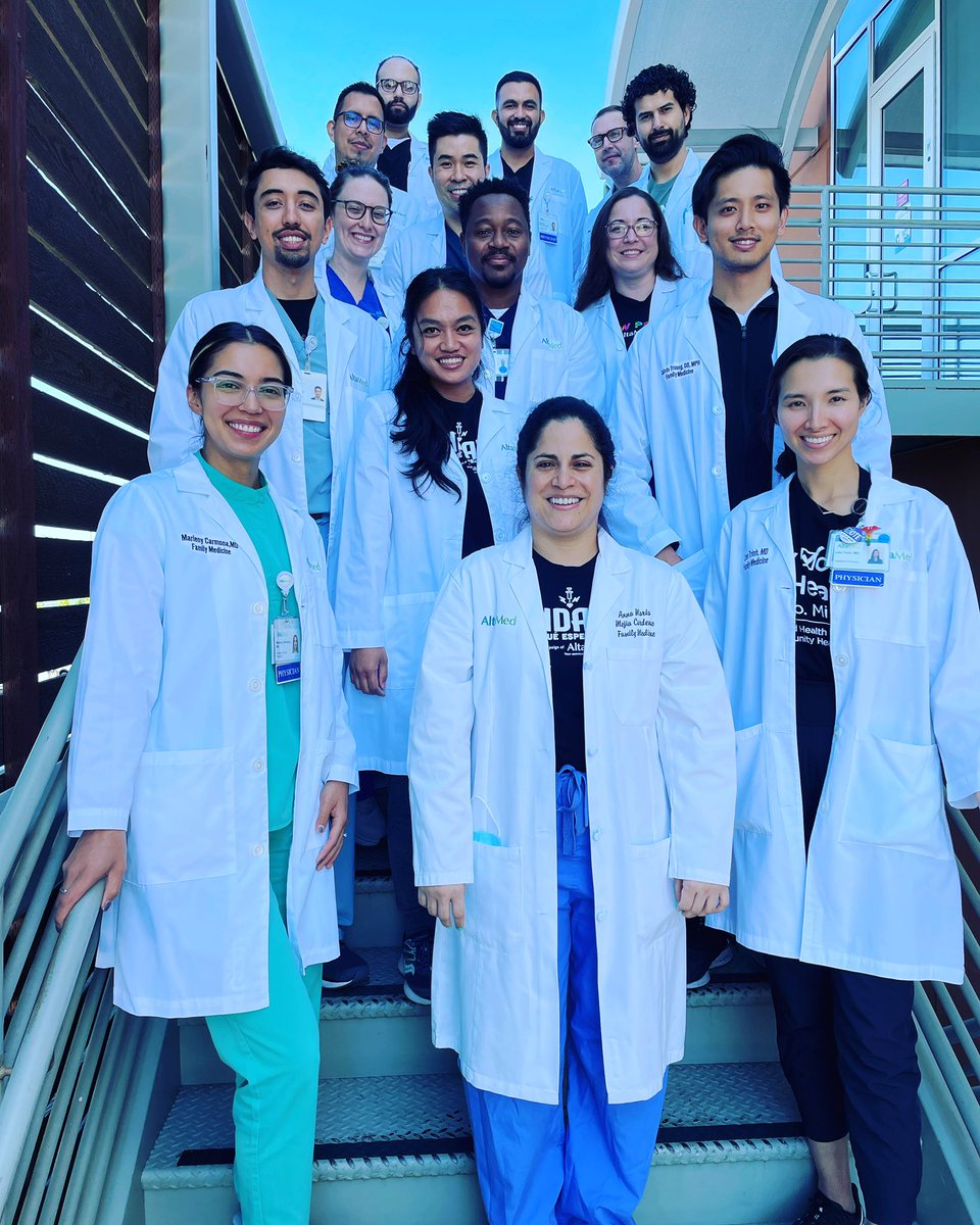 anamameca's tweet photo. Altamed FMRP residents representing the community and coming together to support National Latinx Physician Day. Missing a few of us but we’re here 🙌🏾 https://t.co/W1dMONIHFF