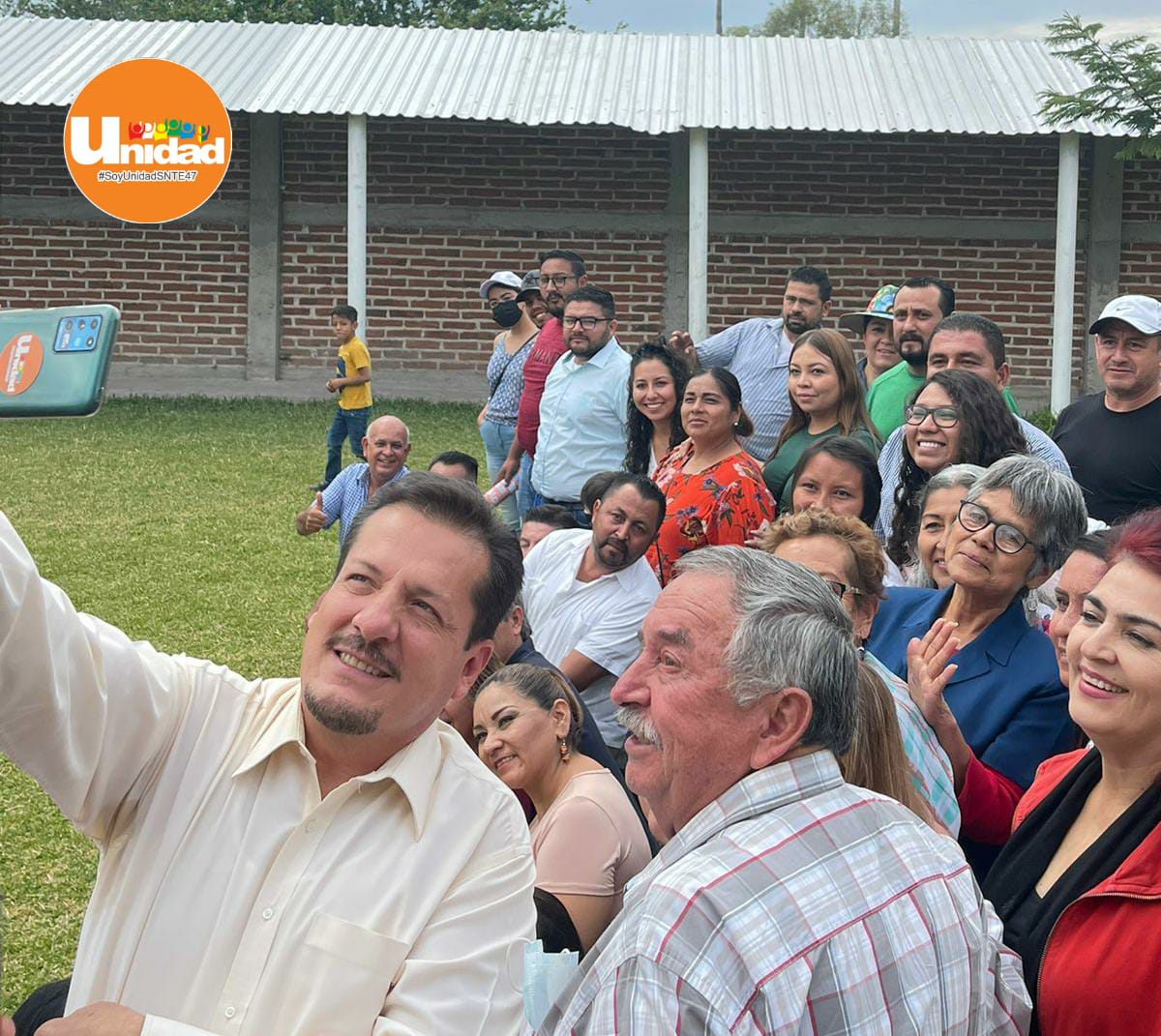 UnidadSNTE47's tweet photo. En la región Ciénega con el gusto de contar con su amistad, cariño y trabajo en colectivo con miras a consolidar la #Unidad de nuestra sección, nos reunimos con grandes amigos de todos los niveles educativos 
#SoyUnidadSnte47 https://t.co/cyaEsC6Nhd