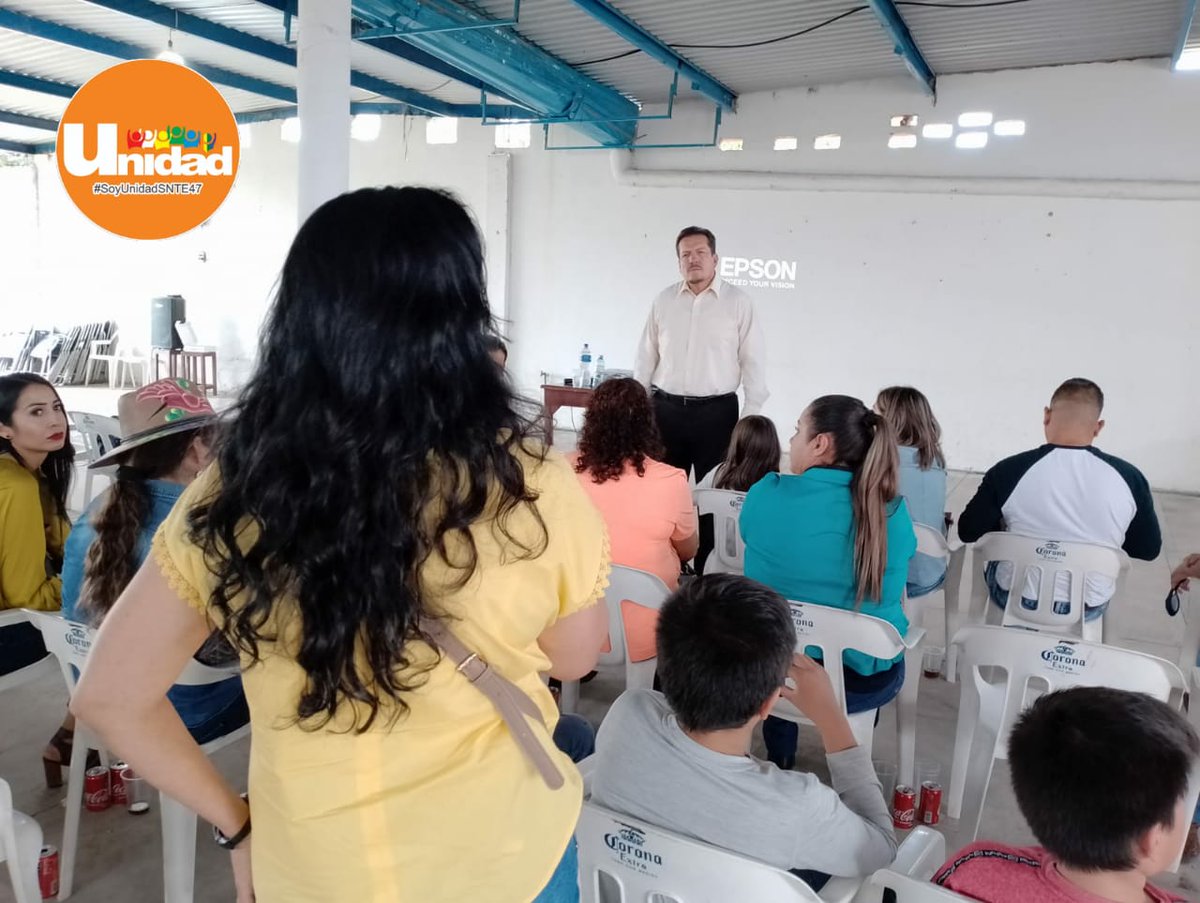 UnidadSNTE47's tweet photo. En la región Ciénega con el gusto de contar con su amistad, cariño y trabajo en colectivo con miras a consolidar la #Unidad de nuestra sección, nos reunimos con grandes amigos de todos los niveles educativos 
#SoyUnidadSnte47 https://t.co/cyaEsC6Nhd