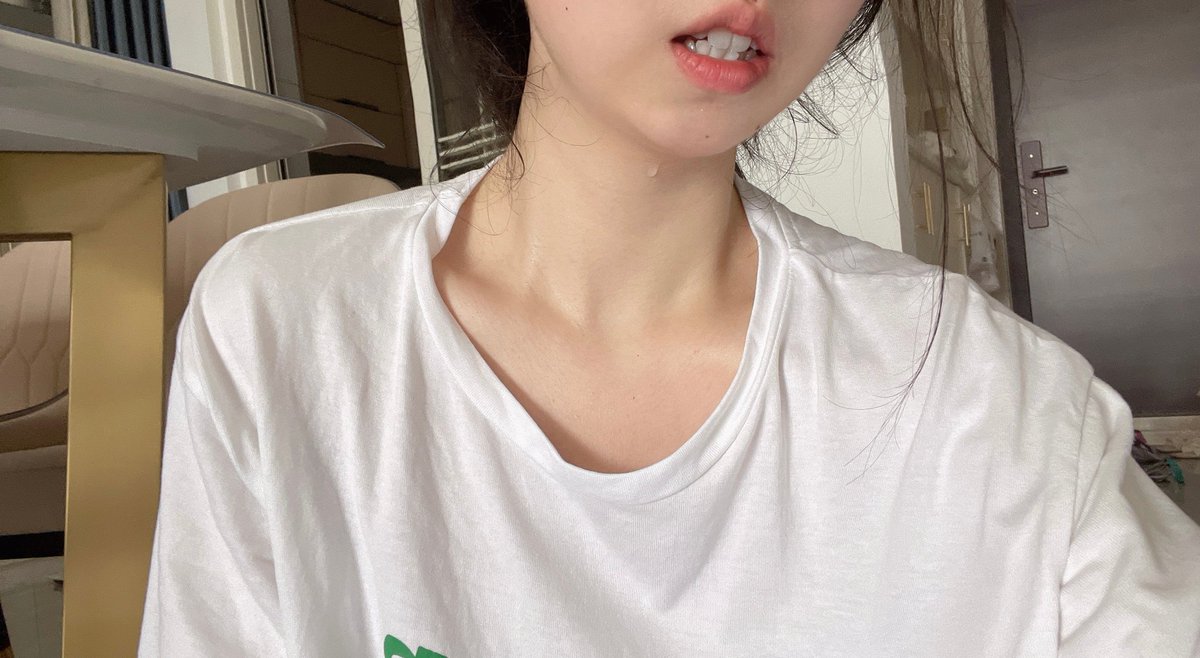 shiershe's tweet photo. 涉外 https://t.co/XkttbytF6I