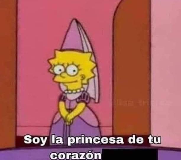 Mi novio :  Y tú quien te crees para hacerme berrinches a cada raro?
Yo :