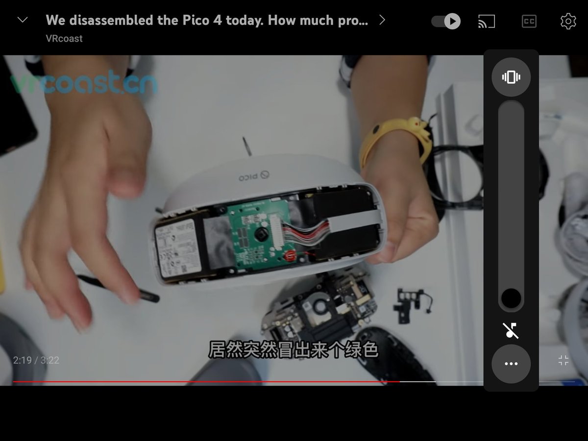 分解動画助かる やはりPoco4の後頭部かなりしっかりバッテリー詰まっ
