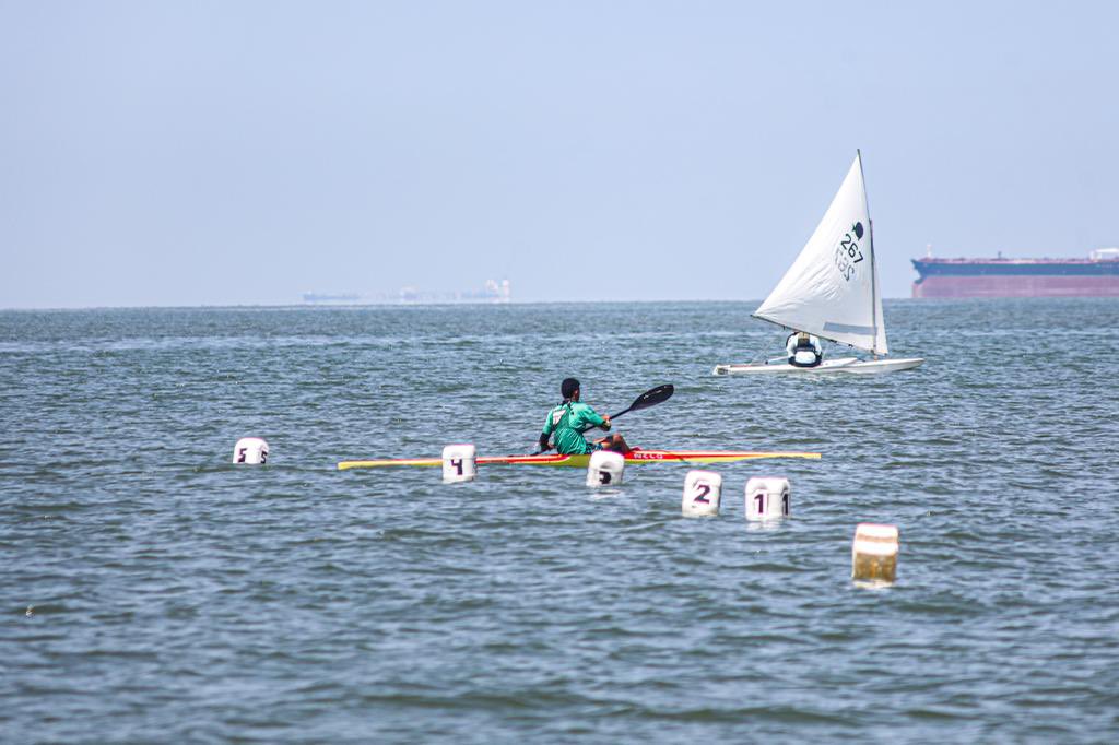 anzoateguigob's tweet photo. #EnFotos || Así se vivió hoy la competencia de canotaje desde Playa Mansa en él Lechería #JuegosAnzoátegui2022 @luismarcanos @elneveribna @NicolasMaduro https://t.co/YVsITlWpBp