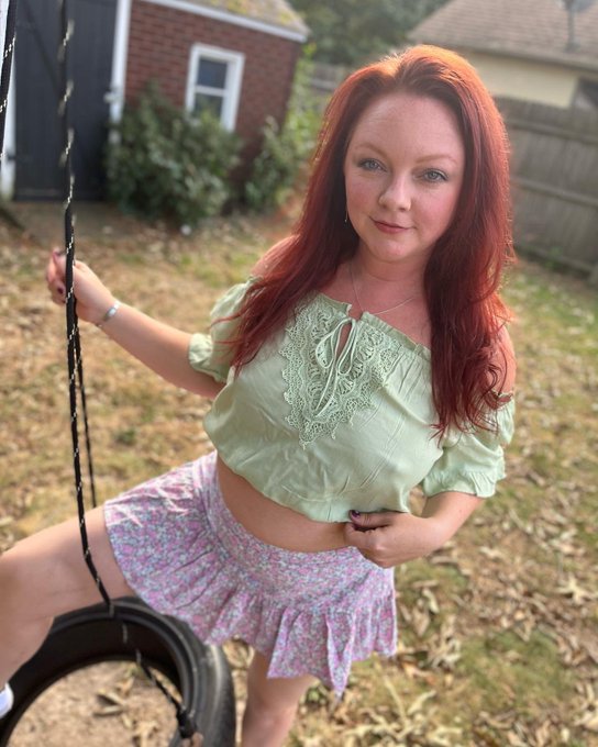 My tits aren&rsquo;t going to suck themselves https://t.co/lQnx3hdSeV
