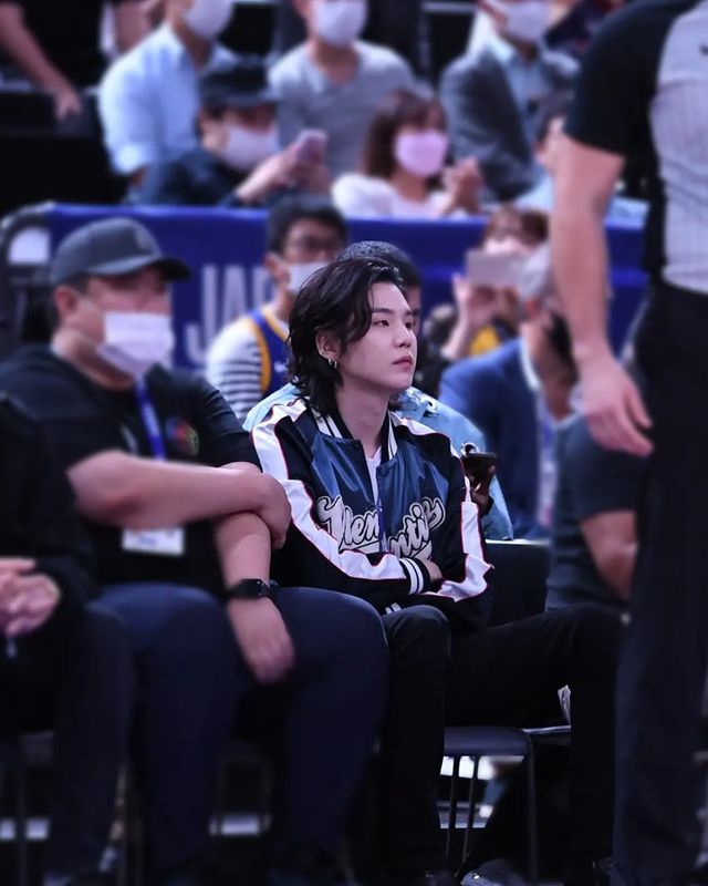 SUGAXC's tweet photo. have you seen my man https://t.co/nH8wAIm717