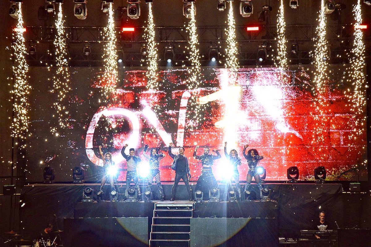 ov7oficial's tweet photo. Anoche tuvimos nuestro décimo concierto de la gira #OV7Treinta, ¡cumplimos el primer mes de vuelta con ustedes! 🙌🏻 Gracias Saltillo por su cariño, ya estamos listos para esta noche en Aguascalientes. ¡Los esperamos! https://t.co/wMBlKlxHGc