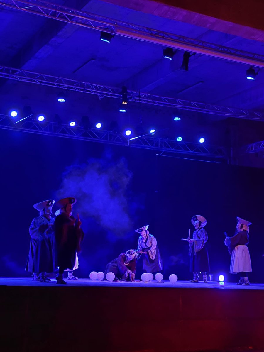 UNESCOSantiago's tweet photo. Claudia Uribe (@claudiauribe18), directora de la @UNESCOSantiago, inaugura el VIII @identidadesfest en las Ruinas de Huanchaca, #Antofagasta, #Chile. 

Esta edición del festival se dedica al Decenio Internacional de las Lenguas Indígenas. 

Programación 👉🏼https://t.co/iO9gEzjQ48 https://t.co/caSMc4WLbw