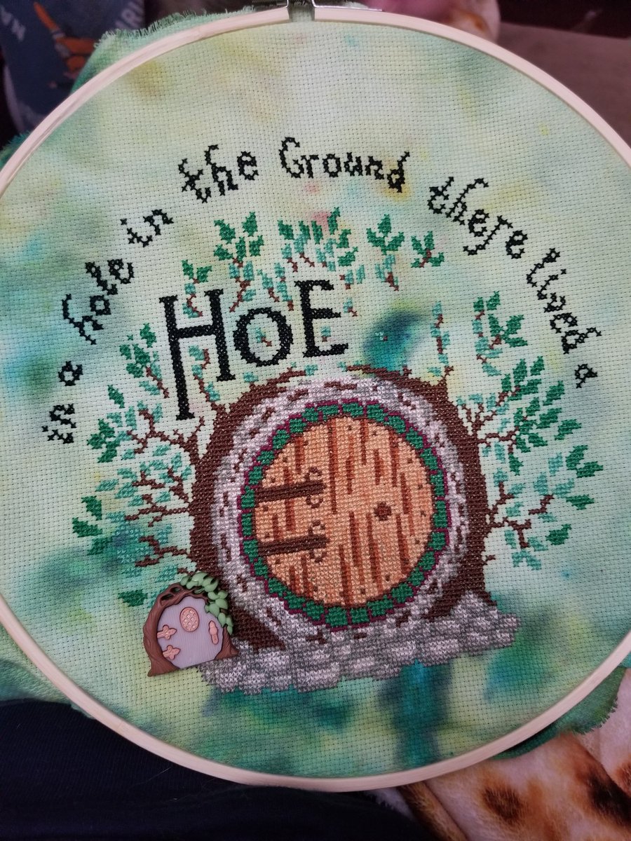 HookinAround's tweet photo. I crack myself up 🤣 
#therelivedahoe #hobbit #crossstitch https://t.co/YwBDdlMh1Q