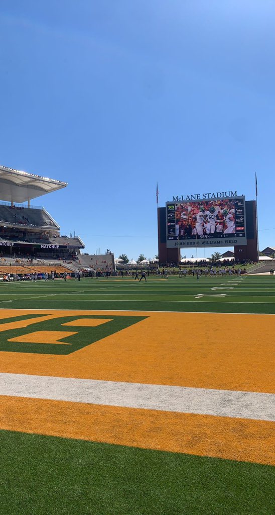 Had a great time at the <a href="/BUFootball/">Baylor Football</a> game today! Thankyou <a href="/Coach_AAnand/">Aman Anand</a> and <a href="/CoachRWheat/">Ronnie Wheat</a> for the invite! Can’t wait to be back! Sic’Em! 🐻 <a href="/KickingWorld/">Kicking World Kicking Camps</a>