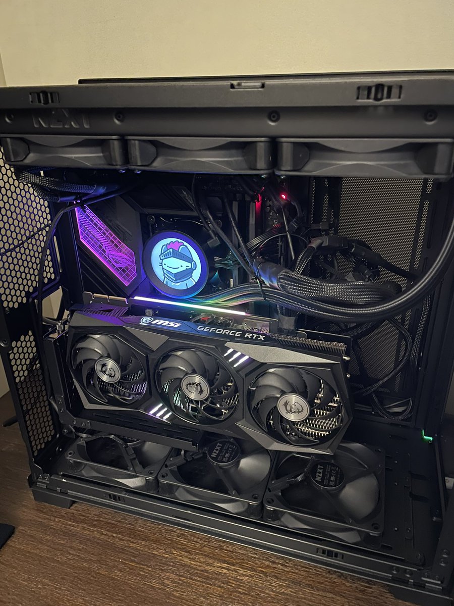 ZoopaETH's tweet photo. My new PC I built 🕹

Asus ROG Strix Z690-E Motherboard
Msi RTX 3090 ti 24gb GPU
Intel i7 12700k 3.6-5.0 LGA1700
Corsair Vengeance 32GB 5600MHz DDR5 Ram
Samsung 980 Pro 2TB NVMe SSD
NZXT Kraken Z73 Aio liquid cooler and fans
Corsair HX1200w 80+ Platinum PSU

How did I do? 💜🐱 https://t.co/AE8QQ2a8bH