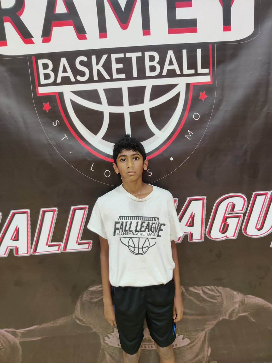 Rameybasketball's tweet photo. In a huge 48-46 win 2029 duo of Jackson Howell 16 points &amp; Daniel Antony 19 points helped lead their team to their first victory of the #rameyfallleague. Howell was very affective around the rim showing a nice touch while Antony was good at orchestrating for himself &amp; teammates https://t.co/eqNsCzotix