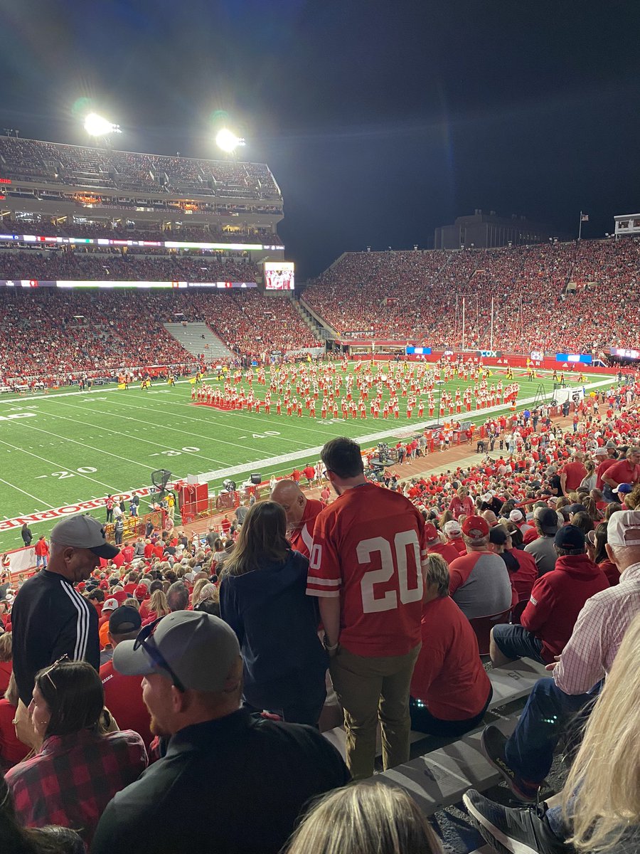 KayeAKennedy's tweet photo. @cody_hays A little more festive tonight, Cody! GBR! https://t.co/JcCFsBPyLv