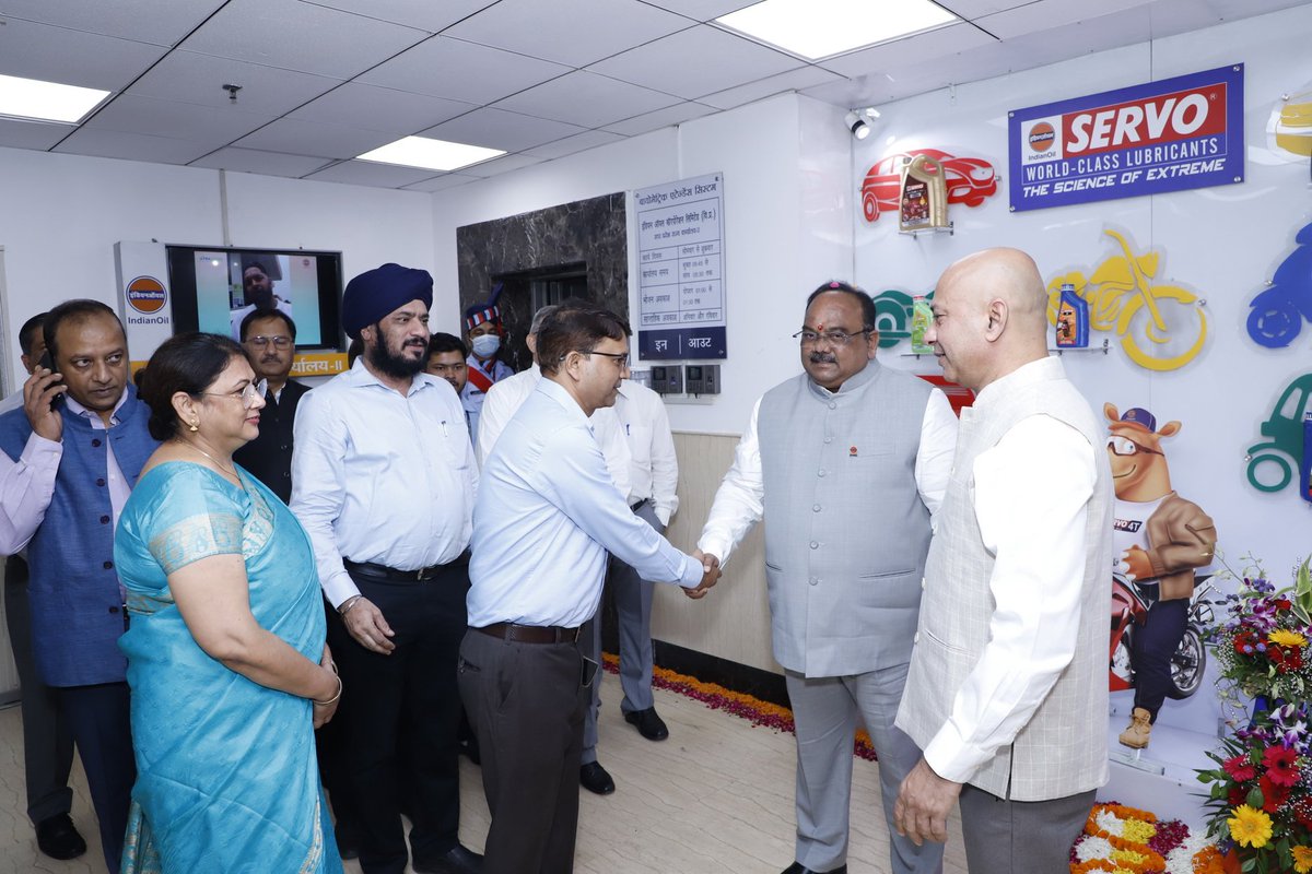 Director Marketing was welcomed by ED &amp;SH along with all HODs <a href="/ioclupso2/">IOCL_UPSO-2</a> Proceedings started with planting a sapling.
<a href="/ChairmanIOCL/">ChairmanIOC</a> 
<a href="/DirMktg_iocl/">Director (Marketing), IndianOil</a> 
<a href="/raj_dube/">Raj Dubey</a> 
<a href="/IndianOilcl/">Indian Oil Corp Ltd</a>