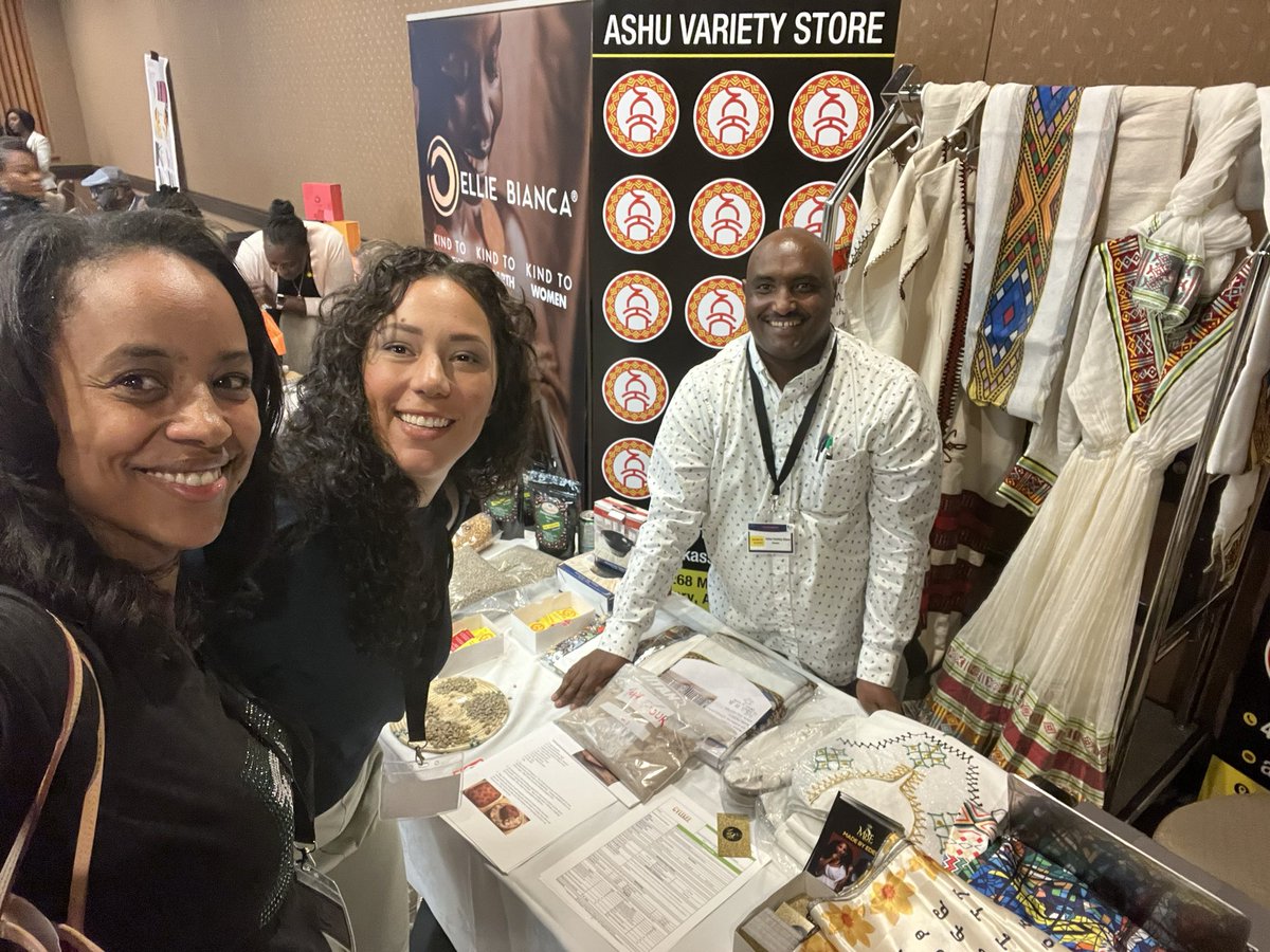 GelilaMast's tweet photo. Thanks for the invite @bcwinaction #BCW2022expo
#Tdteam had incredible time #finaicialoneonone chatting with so many purpose driven #businessowners #innovators and #trailblazers in the black community. @alimoser_ftw @HwataC_Td https://t.co/mLgg26CdUj