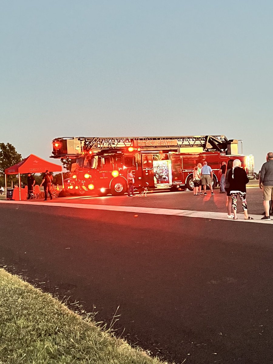 Deana Somera tweet media