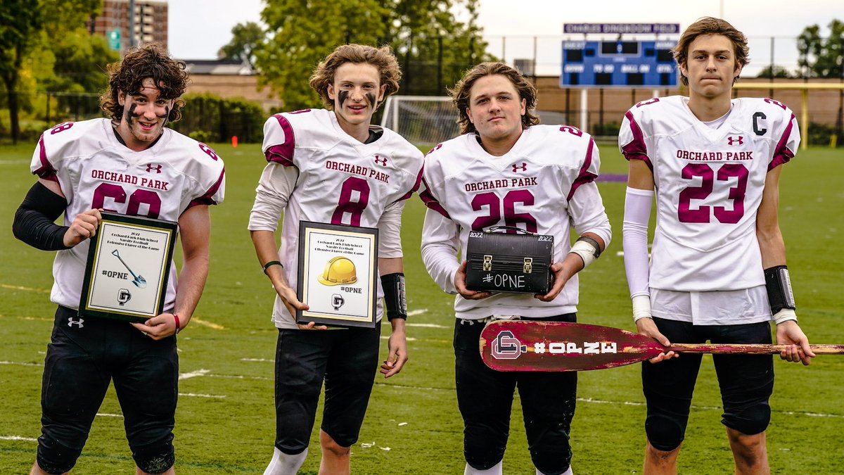 Orchard Park Quakers Football (@opquakersfb) on Twitter photo Week #5:
👷♂️Offensive POG: Logan Macmurray
💪Defensive POG: Ben Paolercio
💼Special Teams POG:<a href="/liam_pytlak/">Liam Pytlak</a>
🚣Steer the Ship POG: <a href="/DylanEvansOP23/">dylan evans</a>
#OPNE #THESTANDARD Week #5:
👷♂️Offensive POG: Logan Macmurray
💪Defensive POG: Ben Paolercio
💼Special Teams POG:<a href="/liam_pytlak/">Liam Pytlak</a>
🚣Steer the Ship POG: <a href="/DylanEvansOP23/">dylan evans</a>
#OPNE #THESTANDARD