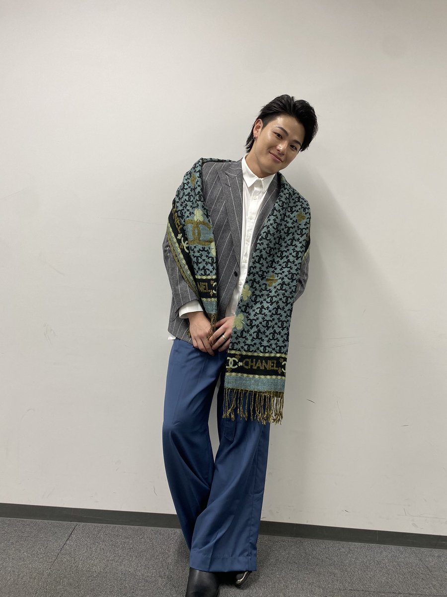 KENTARO_mona_'s tweet photo. 昨日はMONA collectionありがとうございました😊
ジャケットステージで初のジェンダーレスをテーマにコーデしてのウォーキング🚶‍♂️
難しかったけどやっぱり新たな挑戦は楽しい✨

萌ぞーのコーデも考えさせてもらった🕺
女の子のメンズライクって良いね🙆‍♂️✨

ふれあいタイムもありがとうございました🕺 https://t.co/9Nkaqy78WJ