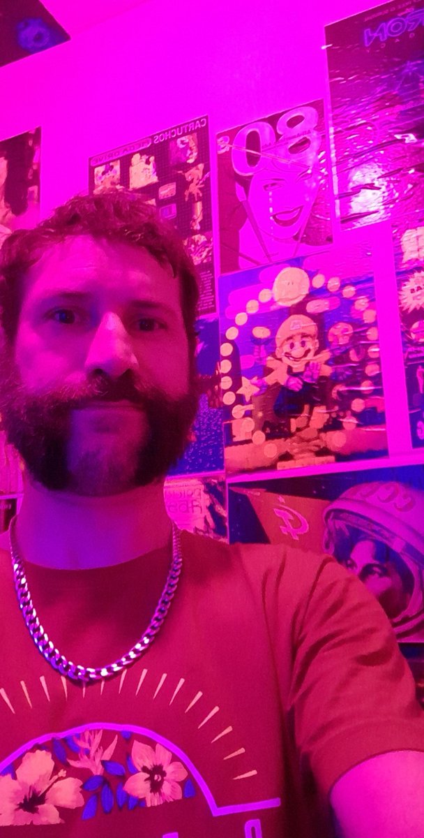RetrowaveBar's tweet photo. #RetrowaveBar https://t.co/BVPoM7qElz