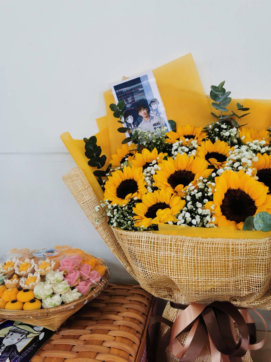 Kimsoohyun_TH's tweet photo. Food support ตอนนี้จัดเตรียมถึงห้องพักของคิมซูฮยอนแล้วค่าาาาาา🎉💖
ฮยอนต้องได้ทานของอร่อยๆจากพวกเราแน่นอนค่าาา
ขอบคุณทุกคนมากๆเลยนะ https://t.co/kFoDr4hVsa