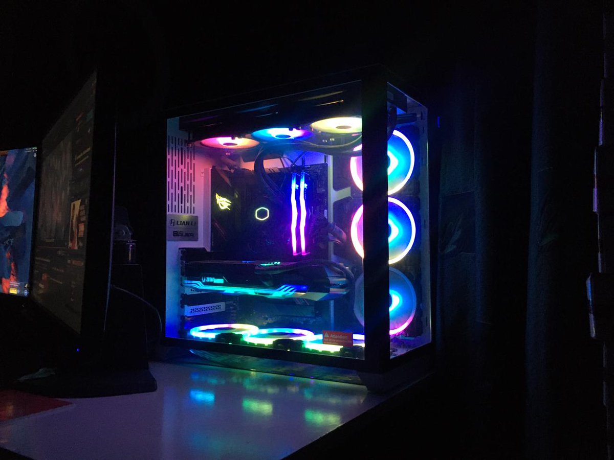 SaaadTTV's tweet photo. That’s enough #rgb for now, fans and strimer will be the next thing 
Specs 
5900x 
B550 Asus Gaming F
16x2 GB 32 Ram T-force
RTX 3080 Zotac 10 GB
PSU Nzxt 750 Gold
Cooler CM 360 Random
2x 1 TB NVme SSD
Corsair Fans LL120
#Twitch #TwitchStreamer #indiegames #lianli #asus #corsair https://t.co/jpjjxczHfH