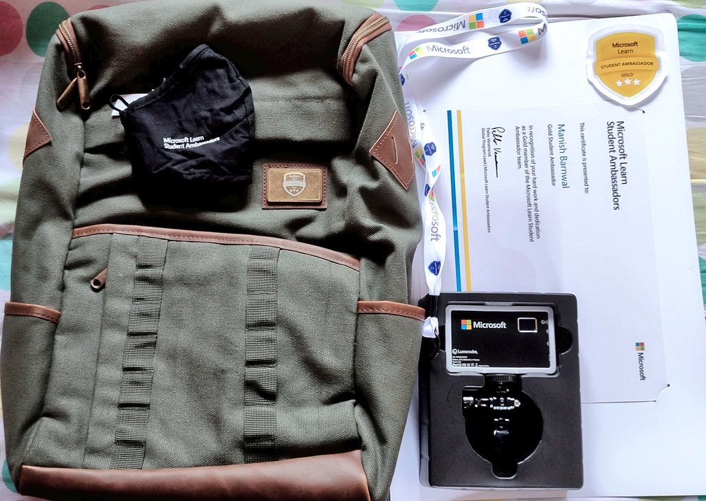 imanishbarnwal's tweet image. Got my Gold #MSFTLearnAmbassador 💛 swags!! Thanks to @IamPablo for sending all these, loved it. Specifically that desktop light 🤩