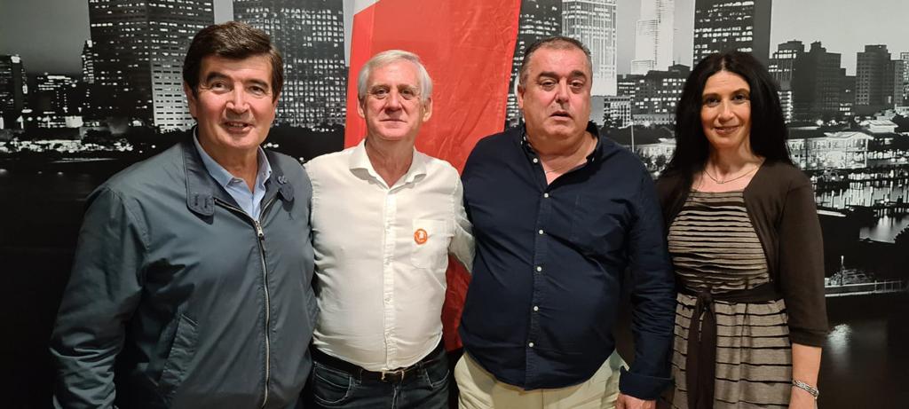 CsMassamagrell's tweet photo. Lo mejor de @ciudadanos es su gente. 
En las fiestas de Masamagrell, degustando una exquisita "torra"
@refundacion_lib 
@ciudadanos
@cspaterna @cs_moncada @cs_valencia 
#liberales #refundacionliberal #masamagrell #almasera
#tradiciones #fiestaslocales #museos #moncada https://t.co/6XXkr3M34y
