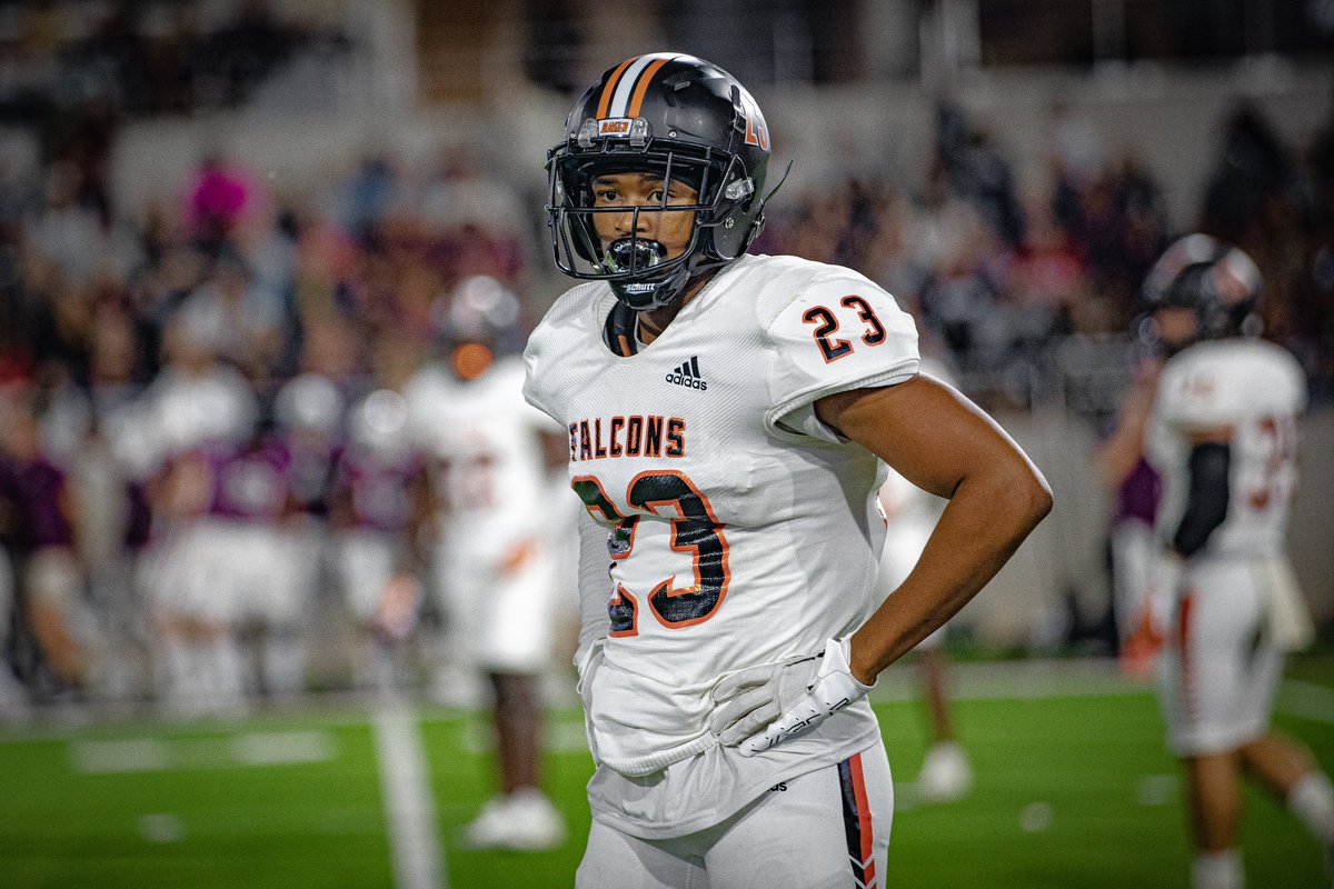 utpbfalcons's tweet photo. End of 3rd 

Falcons : 24 
Buffaloes : 19 https://t.co/k16YQulgk8