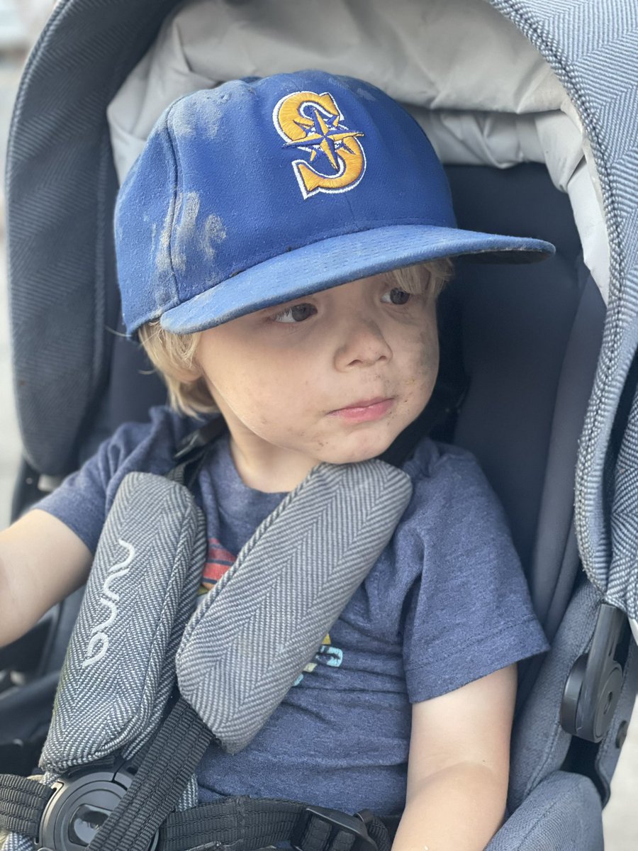 Straight off the sandlot.
#SeaUsRise #GoMariners