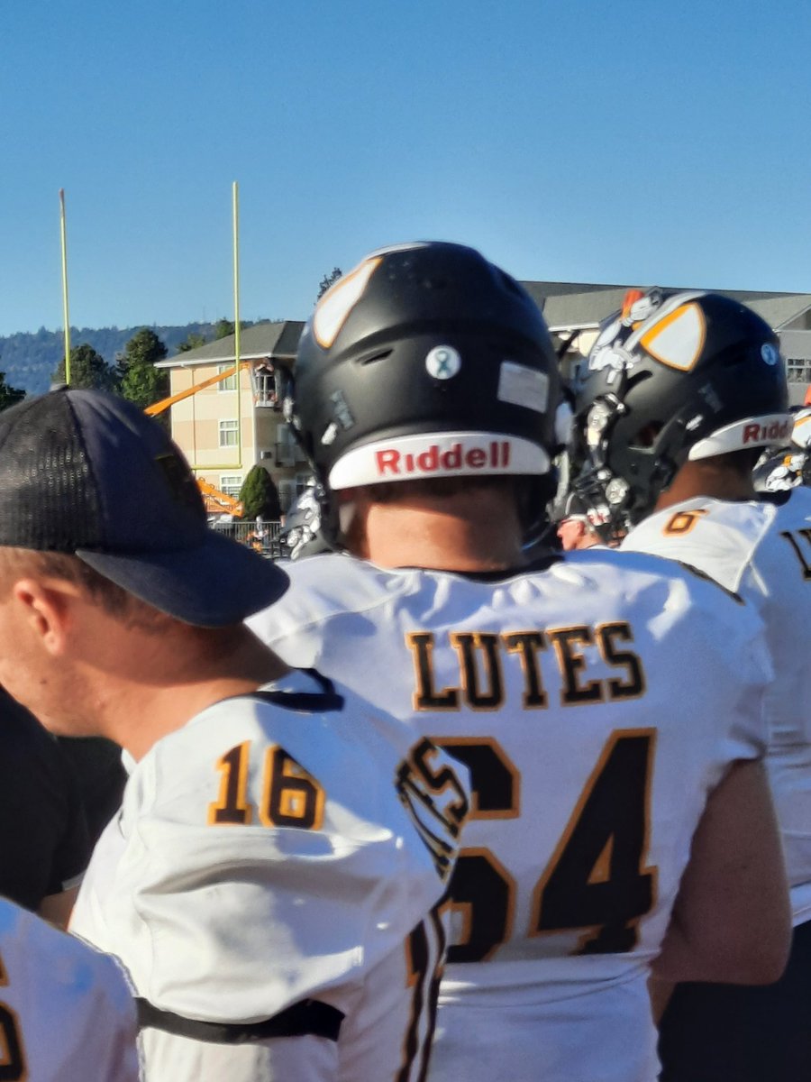 PLU_AD's tweet photo. THAT was a team win.  Congratulations, @PLUFootball !! #GoLutes https://t.co/X158QjdsyA