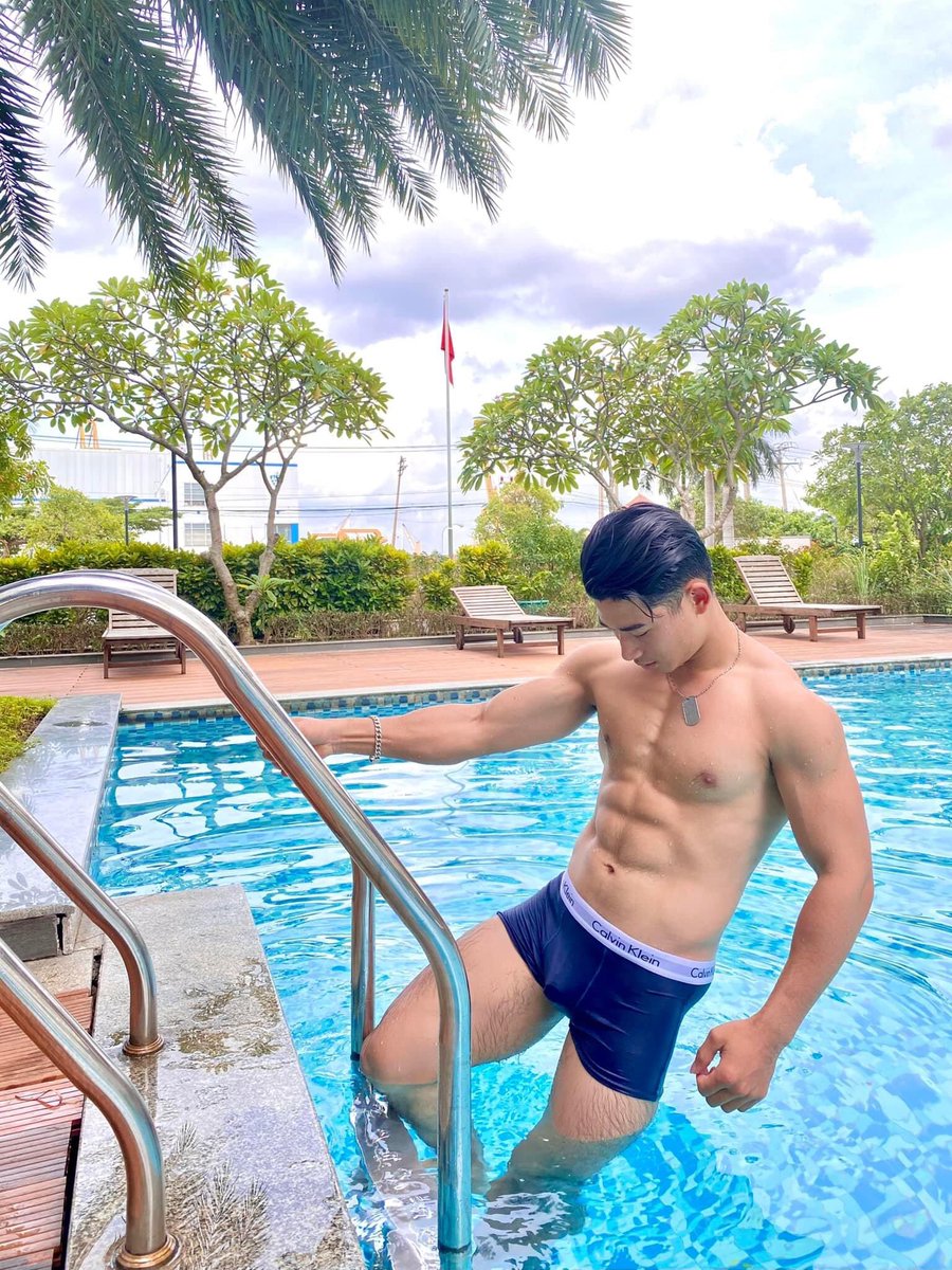 Lại là trai gym ,