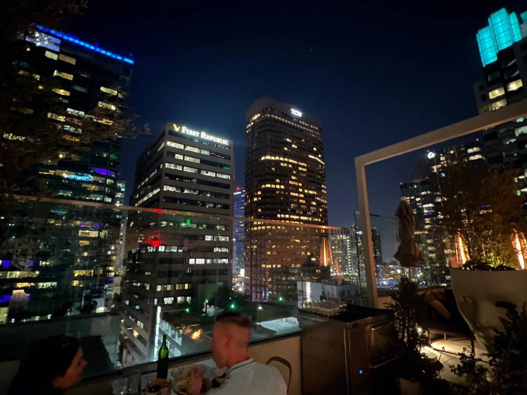 andybruyent484's tweet photo. It is always in the dead of night that one rises to one's solitude. #Night #Lonesome #Scape https://t.co/asmrVc9Bzp