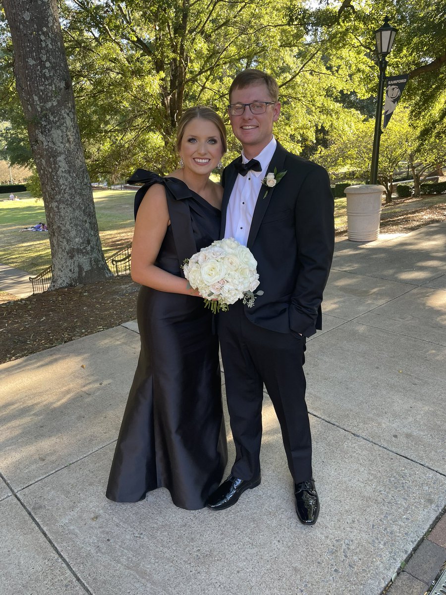 CFullman30's tweet photo. Great night celebrating my sisters marriage! #Whatgame ? https://t.co/fnHj2VYTcQ
