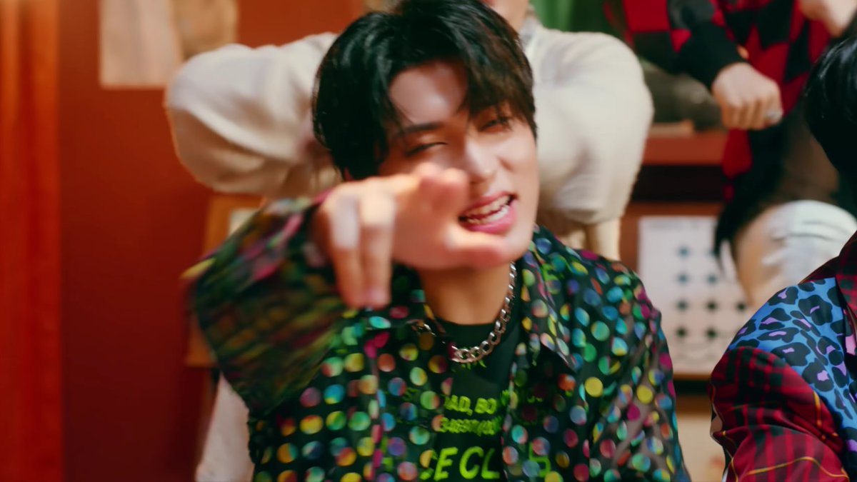 archiveofwoo's tweet image. clap!