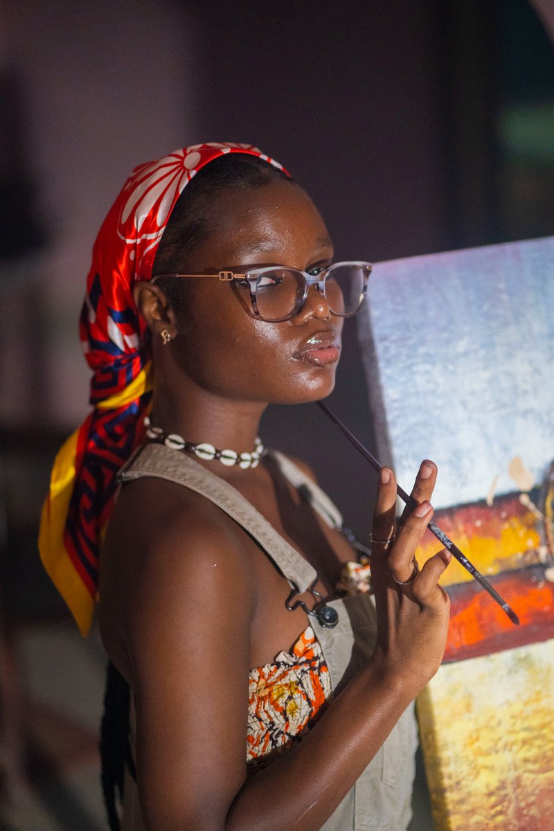 like a real artist, she adventures in her elements.
📸: @lil_payfa