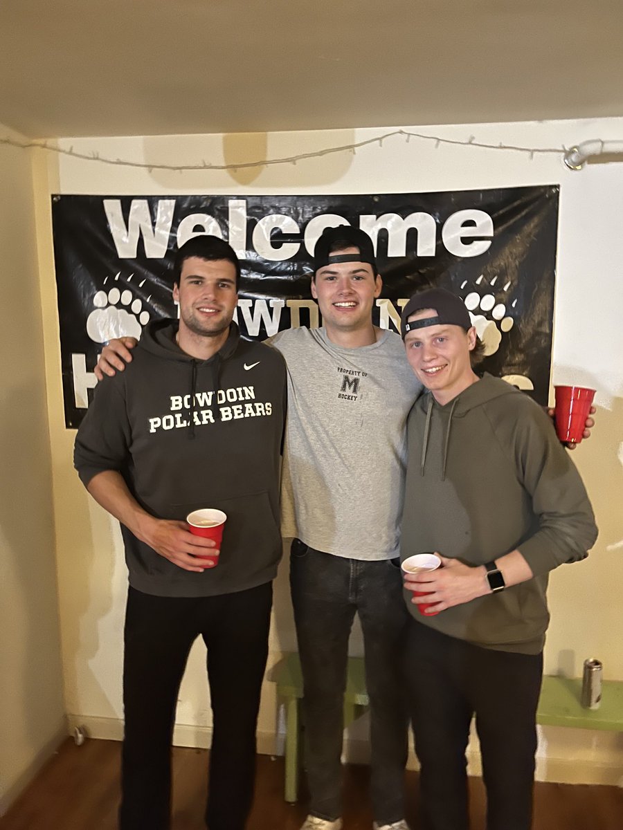crobahh_1's tweet photo. Three Boston Bulldog, ⁦@MiltonAcad_puck⁩ and ⁦@GoUBears⁩ legends Collin Vanderveen, Will Vanderveen and Jack Bliss yucking it up at Bowdoin Hockey Homecoming celebration. That banner is a veteran of many celebrations on and off the ice. Cheers!!!! https://t.co/lZ1ewzVTxz