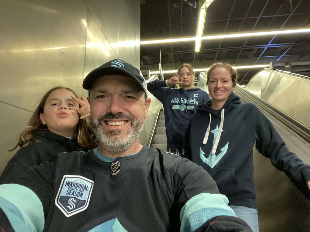 CTBuresh's tweet photo. First pro hockey game with the girls #seakraken https://t.co/RtyH6x0CwT