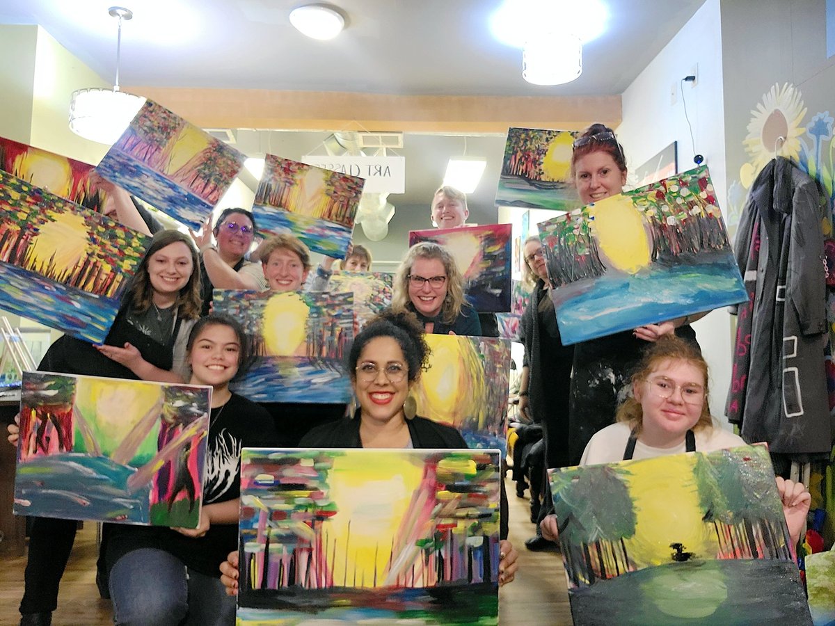 So many people for the Paint Party tonight, everyone couldn't fit in the photo!

#art #Arthaus #Carlisle #lovecarlisle #Pennsylvania #Pennsylvaniaartist #painter