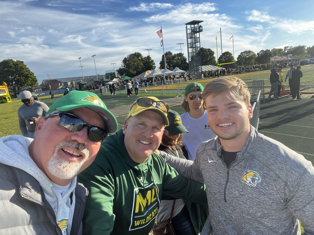 Love seeing my guys at the next level <a href="/kobe_manzo/">Kobe Manzo</a> <a href="/kade_manzo/">Zo</a> <a href="/DanielBabcock18/">Daniel Babcock</a> Go Cats!